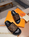 Leather sliders